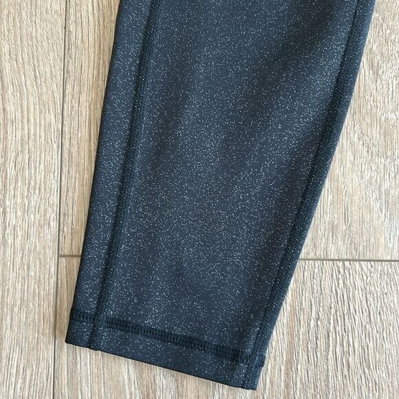 ((3 PIECE)) ZYIA ACTIVE BUNDLE SIZE 12/LARGE EUC- 2 LEGGINGS AND LS SHIRT - Picture 3 of 13